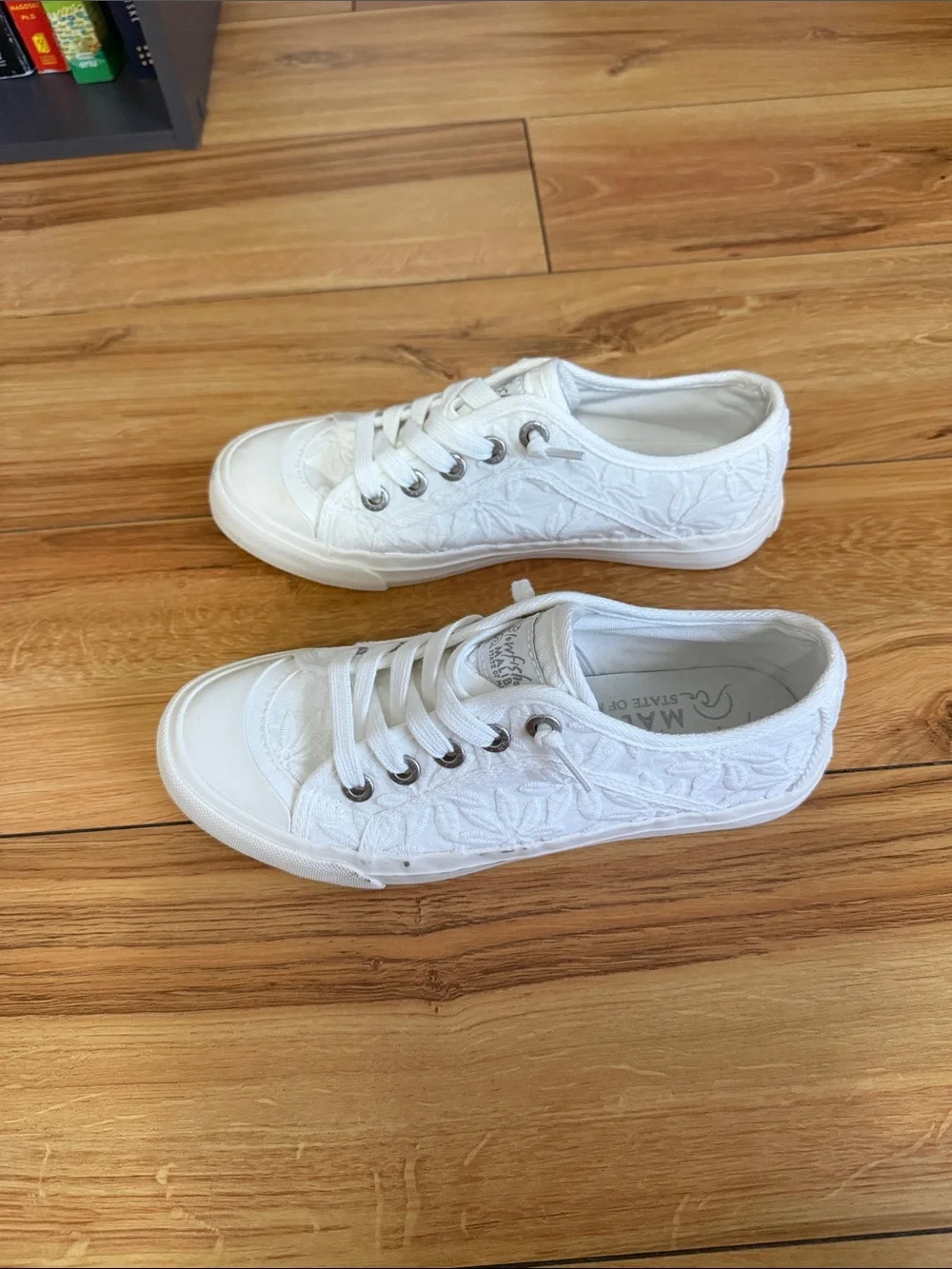 Blowfish Malibu classic white